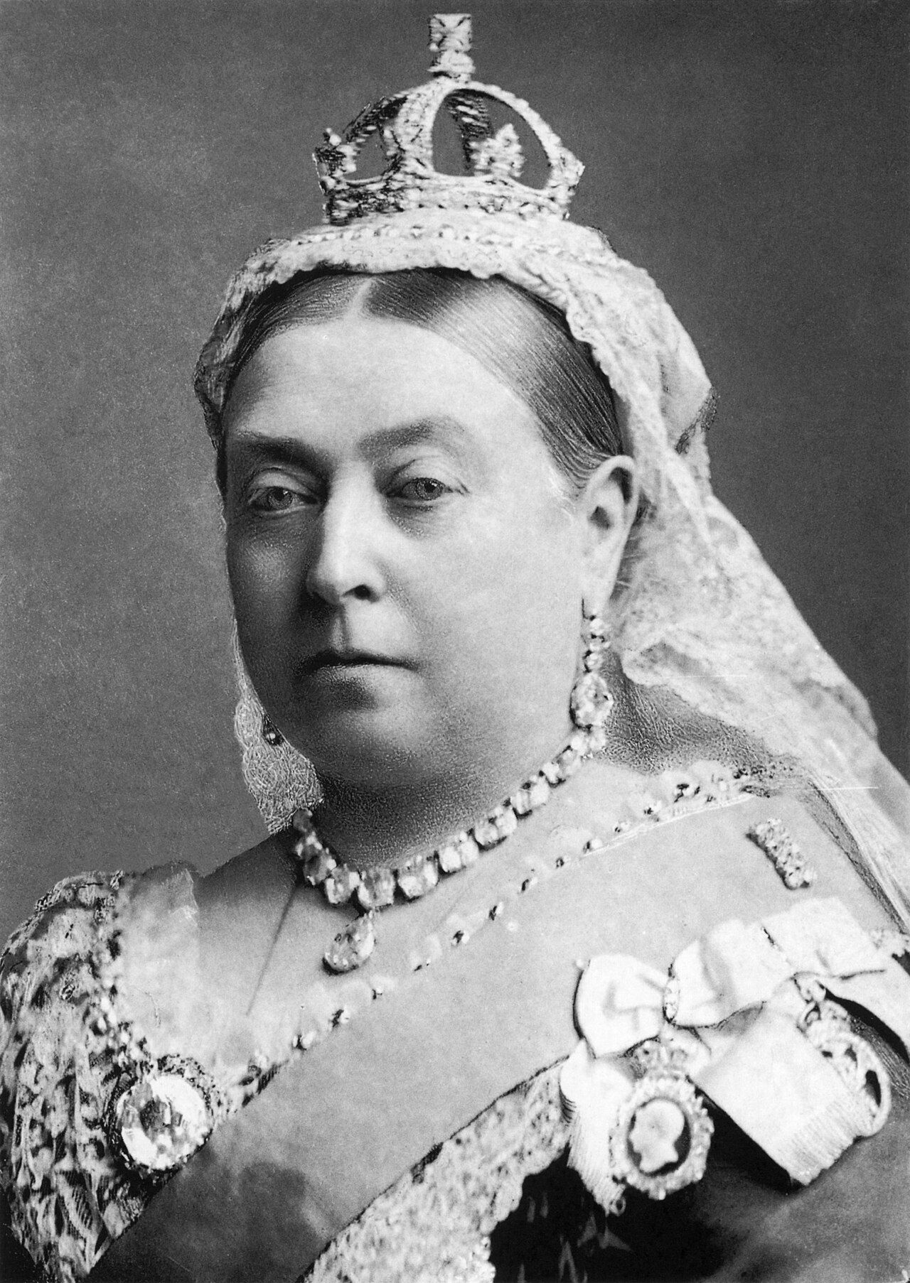 Queen Victoria, photograph by Alexander Bassano, 1882